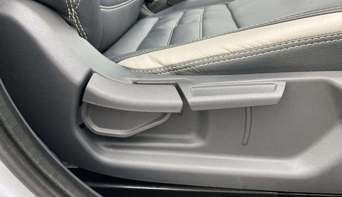 2019 Hyundai GRAND I10 NIOS MAGNA AMT 1.2 KAPPA VTVT, Petrol, Automatic, 34,017 km, Driver Side Adjustment Panel