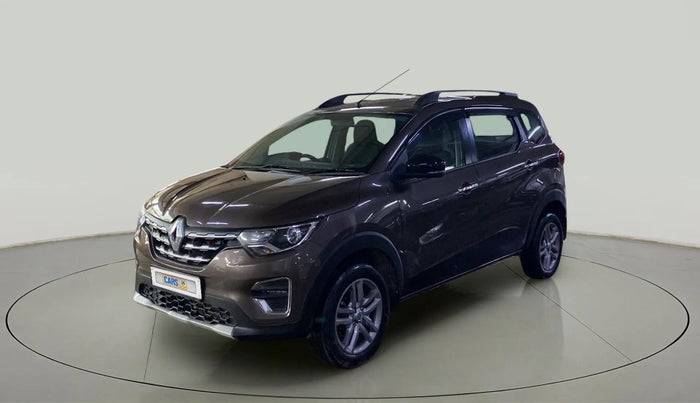 2023 Renault TRIBER RXZ, Petrol, Manual, 32,109 km, Left Front Diagonal