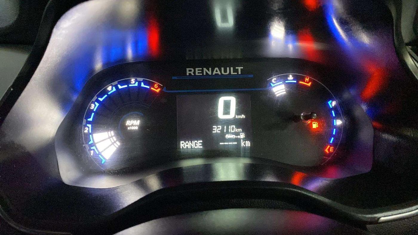 2023 Renault TRIBER RXZ, Petrol, Manual, 32,109 km, Odometer Image