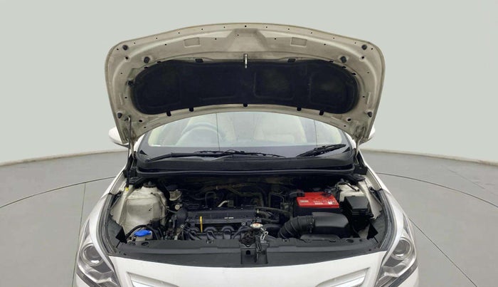 2016 Hyundai Verna 1.6 VTVT SX, Petrol, Manual, 55,733 km, Open Bonet