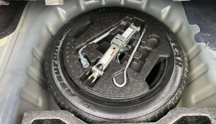 2018 Maruti Ciaz ALPHA  AT 1.5 SHVS PETROL, Petrol, Automatic, 24,724 km, Spare Tyre