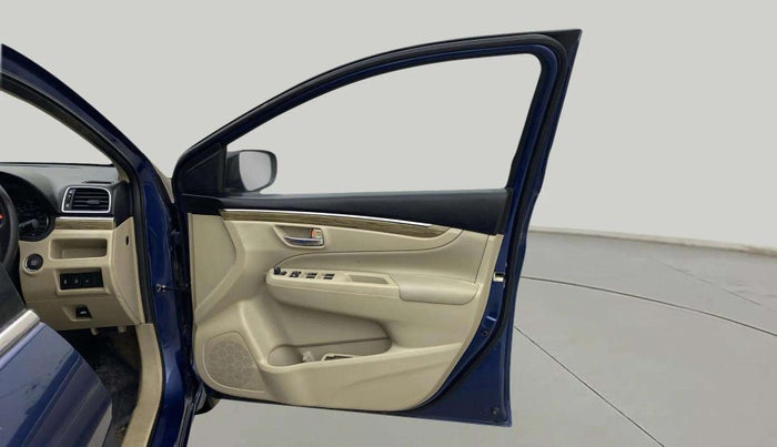 2018 Maruti Ciaz ALPHA  AT 1.5 SHVS PETROL, Petrol, Automatic, 24,724 km, RHS Front Door