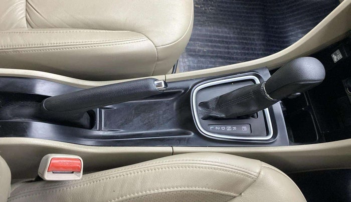 2018 Maruti Ciaz ALPHA  AT 1.5 SHVS PETROL, Petrol, Automatic, 24,724 km, Gear Lever
