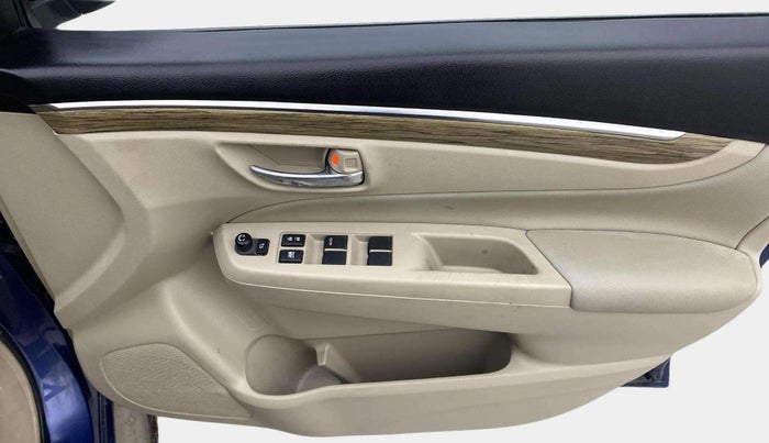 2018 Maruti Ciaz ALPHA  AT 1.5 SHVS PETROL, Petrol, Automatic, 24,724 km, Driver Side Door Panels Control