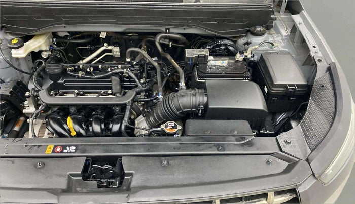 2020 Hyundai VENUE S+ 1.2, Petrol, Manual, 28,886 km, Engine View - Left