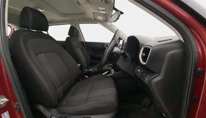 2020 Hyundai VENUE SX PLUS 1.0 TURBO DCT, Petrol, Automatic, 19,549 km, Right Side Front Door Cabin