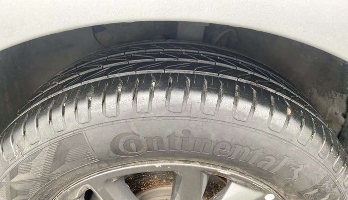 2018 Hyundai Elite i20 ASTA 1.2, Petrol, Manual, 52,094 km, Left Front Tyre Tread