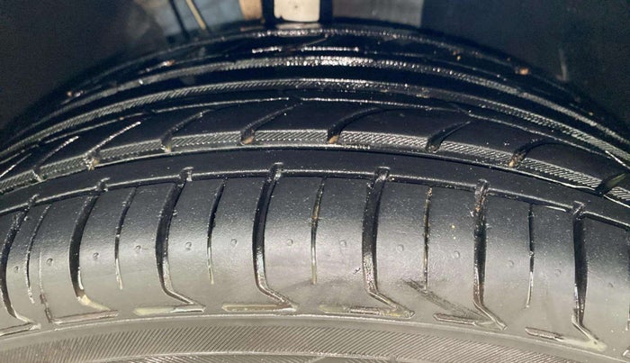 2022 Skoda SLAVIA STYLE 1.0L TSI AT, Petrol, Automatic, 59,497 km, Right Front Tyre Tread