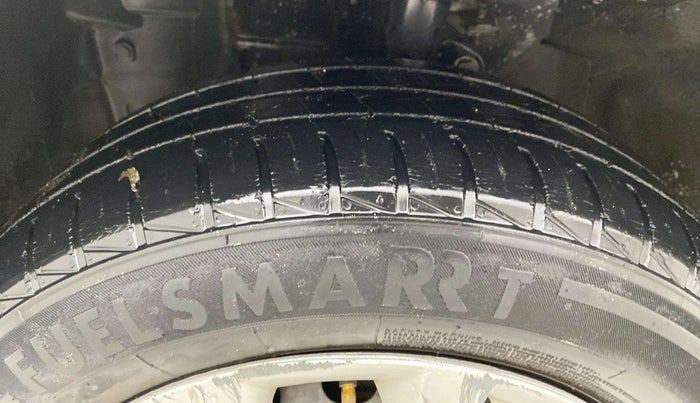 2013 Renault Pulse RXL DIESEL, Diesel, Manual, 1,14,042 km, Left Front Tyre Tread