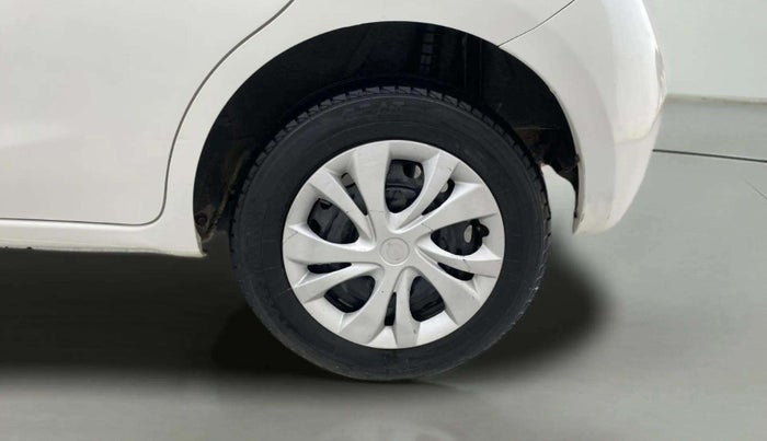 2013 Renault Pulse RXL DIESEL, Diesel, Manual, 1,14,042 km, Left Rear Wheel