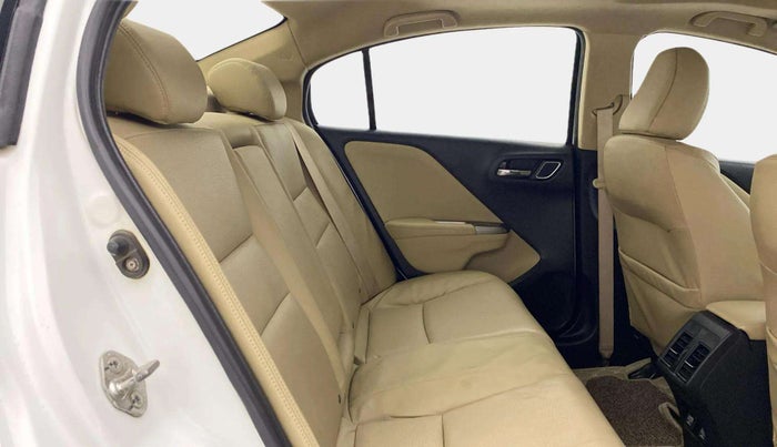 2018 Honda City 1.5L I-VTEC ZX CVT, CNG, Automatic, 1,10,088 km, Right Side Rear Door Cabin