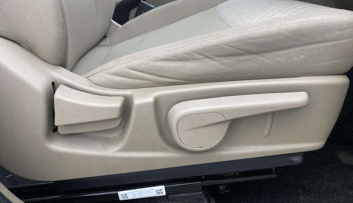 2023 Mahindra BOLERO NEO N10 R, Diesel, Manual, 22,738 km, Driver Side Adjustment Panel