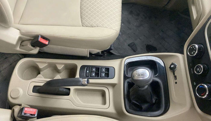 2023 Mahindra BOLERO NEO N10 R, Diesel, Manual, 22,738 km, Gear Lever