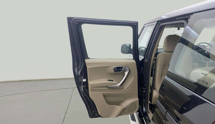 2023 Mahindra BOLERO NEO N10 R, Diesel, Manual, 22,738 km, LHS Rear Door