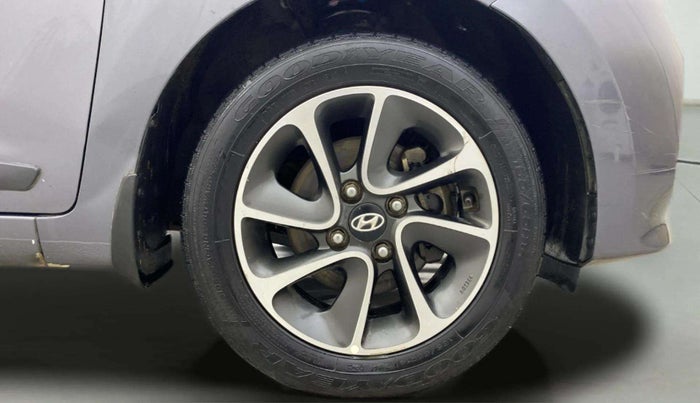 2017 Hyundai Grand i10 SPORTZ AT 1.2 KAPPA VTVT, Petrol, Automatic, 1,47,569 km, Right Front Wheel