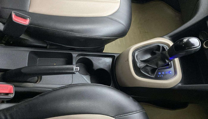 2017 Hyundai Grand i10 SPORTZ AT 1.2 KAPPA VTVT, Petrol, Automatic, 1,47,569 km, Gear Lever