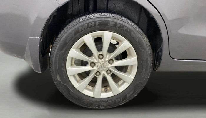 2014 Maruti Ertiga ZXI, Petrol, Manual, 76,539 km, Right Rear Wheel