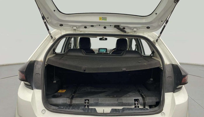 2023 Tata ALTROZ XM PLUS CNG, CNG, Manual, 24,911 km, Boot Open Zoomed View