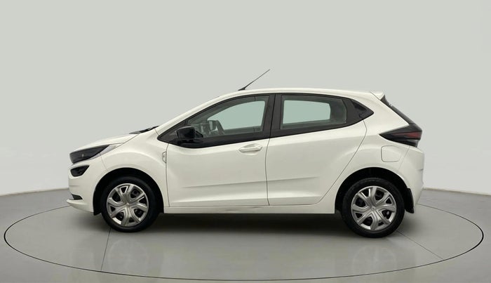 2023 Tata ALTROZ XM PLUS CNG, CNG, Manual, 24,911 km, Left Side
