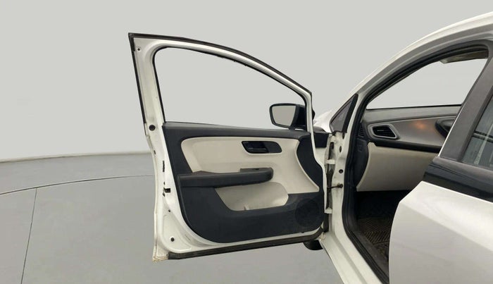2023 Tata ALTROZ XM PLUS CNG, CNG, Manual, 24,911 km, LHS Front Door