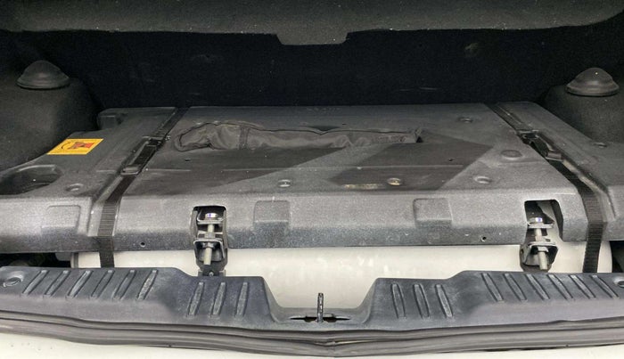 2023 Tata ALTROZ XM PLUS CNG, CNG, Manual, 24,911 km, Boot Inside