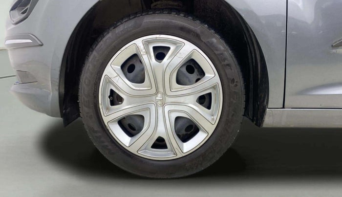 2023 Tata ALTROZ XM PLUS PETROL, Petrol, Manual, 18,174 km, Left Front Wheel