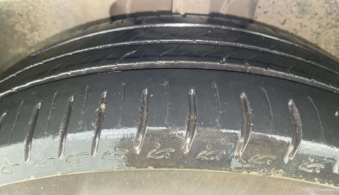 2023 Tata ALTROZ XM PLUS PETROL, Petrol, Manual, 18,174 km, Left Front Tyre Tread