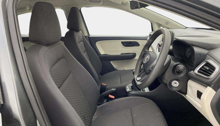2023 Tata ALTROZ XM PLUS PETROL, Petrol, Manual, 18,174 km, Right Side Front Door Cabin