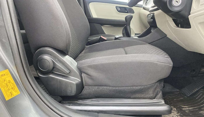 2023 Tata ALTROZ XM PLUS PETROL, Petrol, Manual, 18,174 km, Driver Side Adjustment Panel