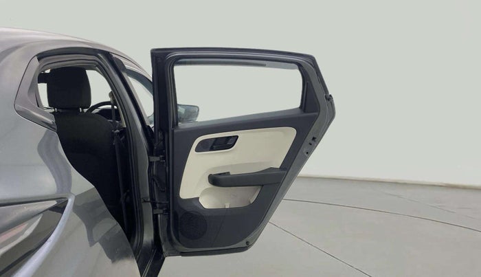 2023 Tata ALTROZ XM PLUS PETROL, Petrol, Manual, 18,174 km, RHS Rear Door