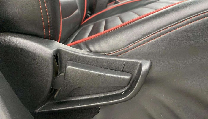 2021 Maruti S PRESSO VXI+, Petrol, Manual, 29,195 km, Driver Side Adjustment Panel