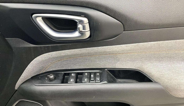 2021 Jeep Compass SPORT 1.4 PETROL, Petrol, Manual, 66,963 km, Driver Side Door Panels Control