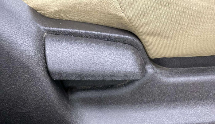 2015 Hyundai Verna FLUIDIC 1.6 VTVT S O AT, Petrol, Automatic, 82,945 km, Driver Side Adjustment Panel