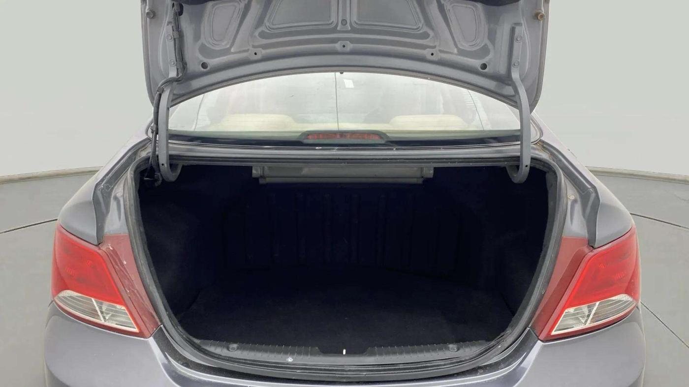 2015 Hyundai Verna FLUIDIC 1.6 VTVT S O AT, Petrol, Automatic, 83,020 km, Boot Open Zoomed View