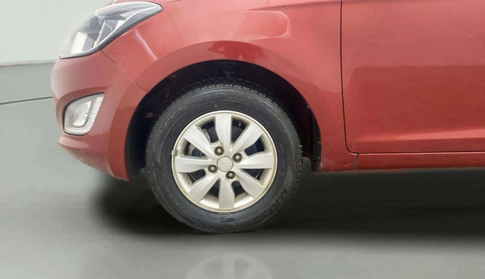 2014 Hyundai i20 SPORTZ 1.2, Petrol, Manual, 59,005 km, Left Front Wheel