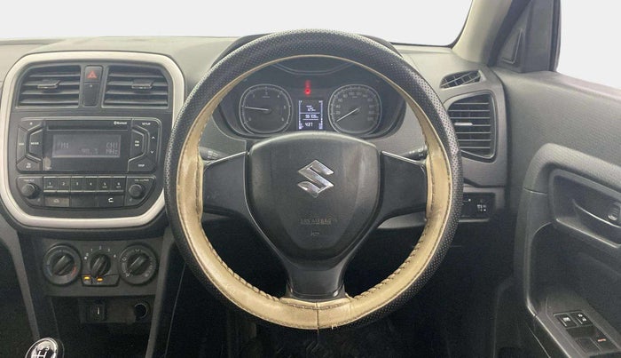 2017 Maruti Vitara Brezza VDI (O), Diesel, Manual, 96,688 km, Steering Wheel Close Up