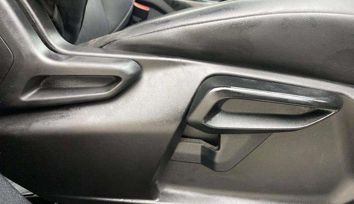 2022 Tata NEXON XZA PLUS (PREMIUM) PETROL DUAL TONE, Petrol, Automatic, 57,330 km, Driver Side Adjustment Panel
