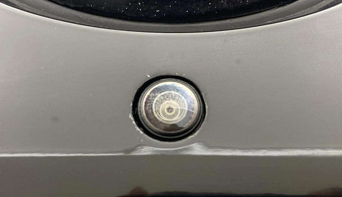 2022 Tata NEXON XZA PLUS (PREMIUM) PETROL DUAL TONE, Petrol, Automatic, 57,330 km, Parking Camera