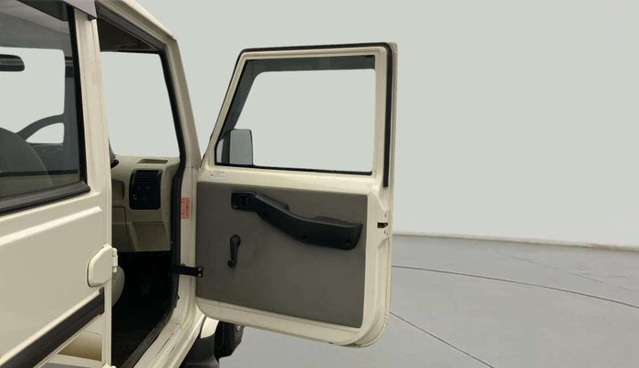 2021 Mahindra Bolero B6, Diesel, Manual, 43,984 km, RHS Front Door