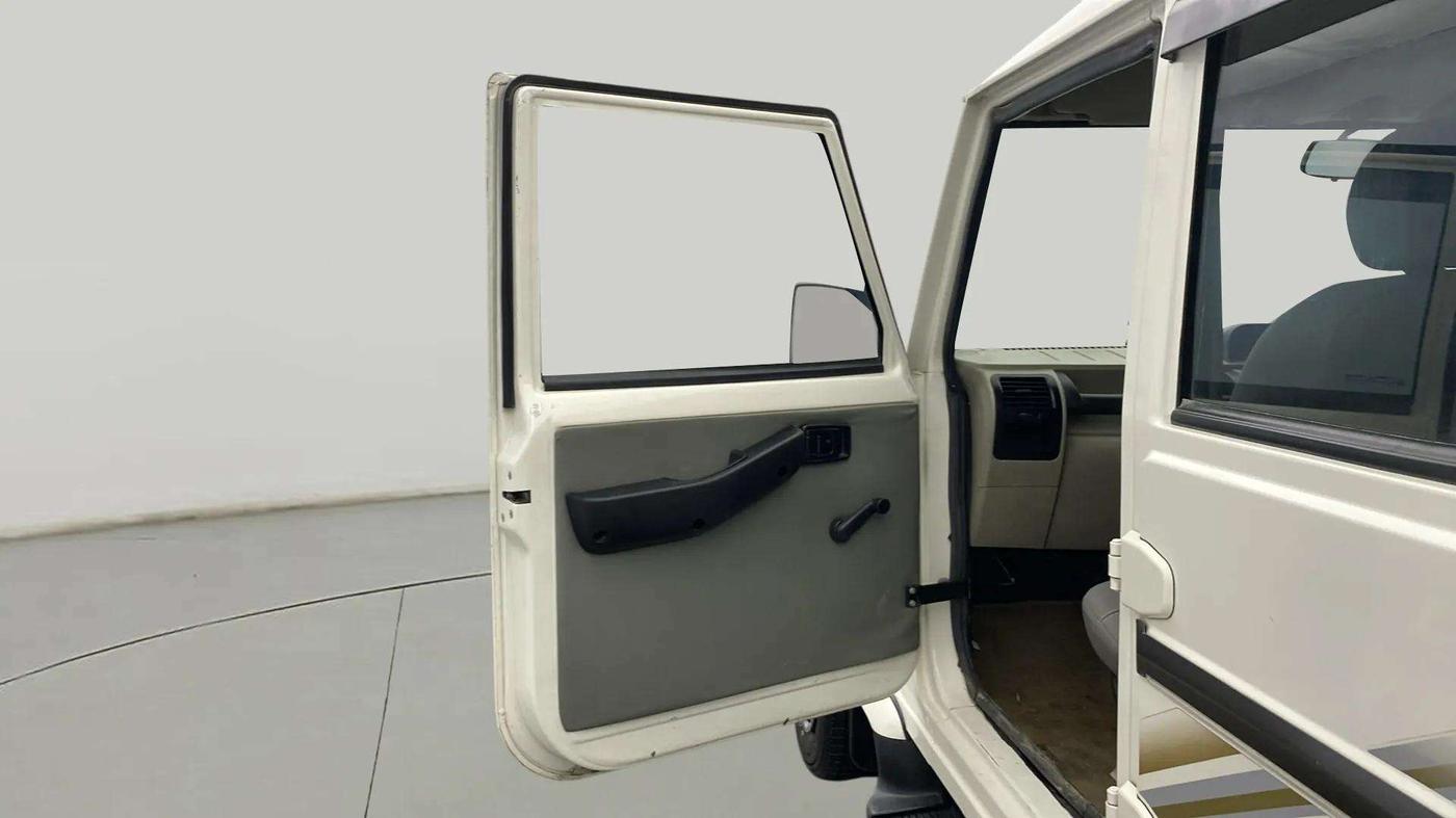 2021 Mahindra Bolero B4, Diesel, Manual, 43,984 km, LHS Front Door