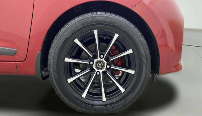 2018 Hyundai Grand i10 SPORTZ AT 1.2 KAPPA VTVT, Petrol, Automatic, 54,825 km, Right Front Wheel