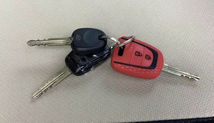 2018 Hyundai Grand i10 SPORTZ AT 1.2 KAPPA VTVT, Petrol, Automatic, 54,825 km, Key Close Up