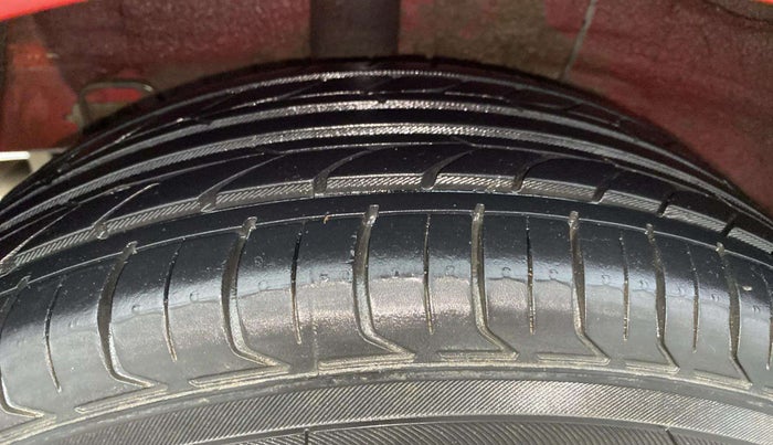 2018 Hyundai Grand i10 SPORTZ AT 1.2 KAPPA VTVT, Petrol, Automatic, 54,825 km, Right Rear Tyre Tread