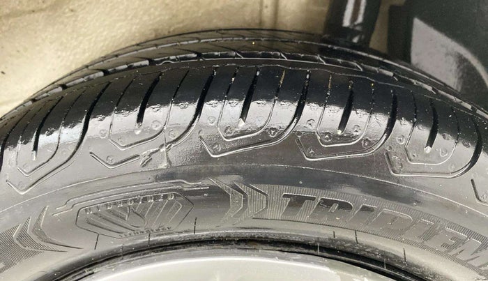 2017 Maruti IGNIS DELTA 1.2 AMT, Petrol, Automatic, 74,560 km, Left Rear Tyre Tread
