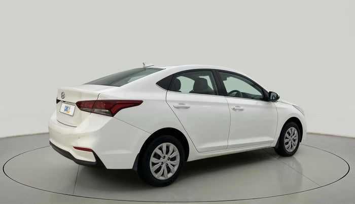 2018 Hyundai Verna 1.4 EX PETROL, Petrol, Manual, 64,160 km, Right Back Diagonal