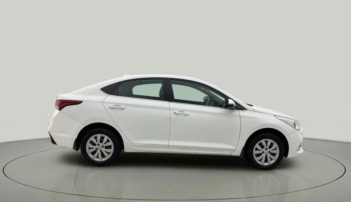 2018 Hyundai Verna 1.4 EX PETROL, Petrol, Manual, 64,160 km, Right Side View