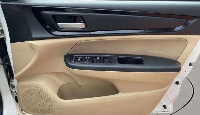 2019 Honda Amaze 1.5L I-DTEC VX, Diesel, Manual, 56,912 km, Driver Side Door Panels Control