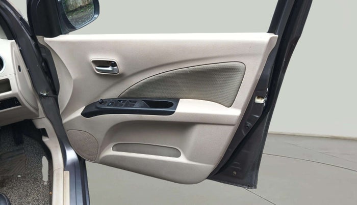 2018 Maruti Celerio ZXI AMT (O), Petrol, Automatic, 76,255 km, Driver Side Door Panels Control