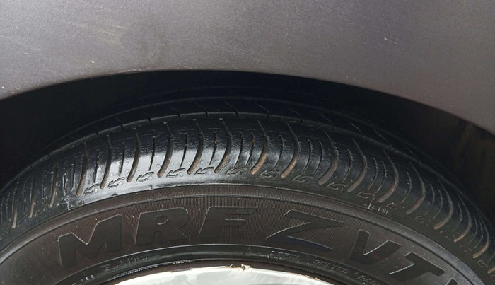 2018 Maruti Celerio ZXI AMT (O), Petrol, Automatic, 76,255 km, Right Front Tyre Tread