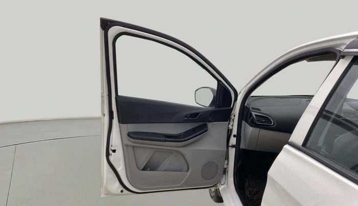 2022 Tata Tiago XT CNG, CNG, Manual, 25,690 km, LHS Front Door